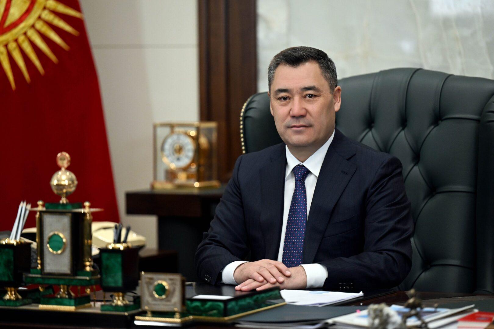 Садыр Жапаров адам укугун коргоо эл аралык күнүнө карата кайрылуу жасады